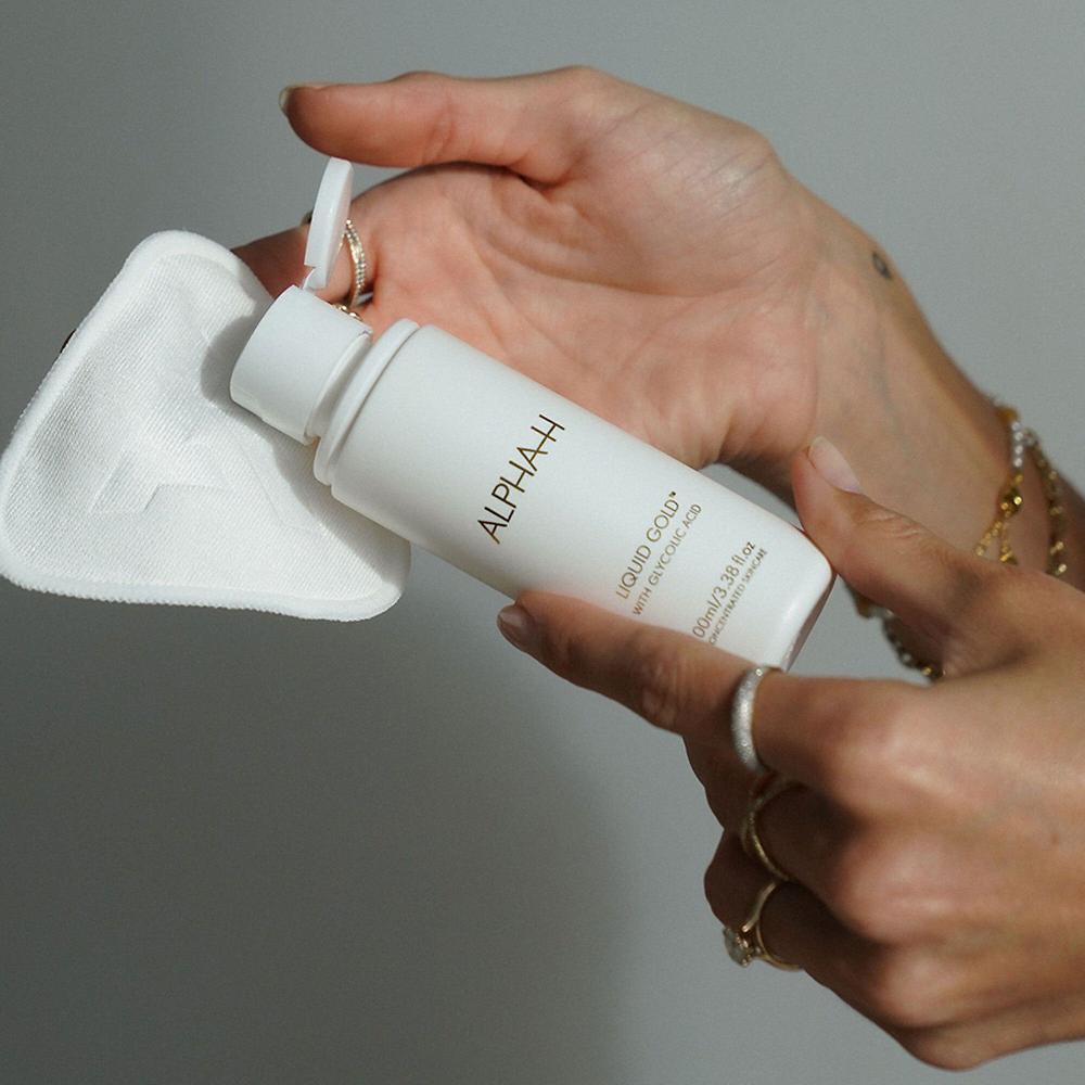 QVC Alpha - H Detergente Balancing e trattamento cosmetico Liquid Gold Discount Store per i nuovi prodotti