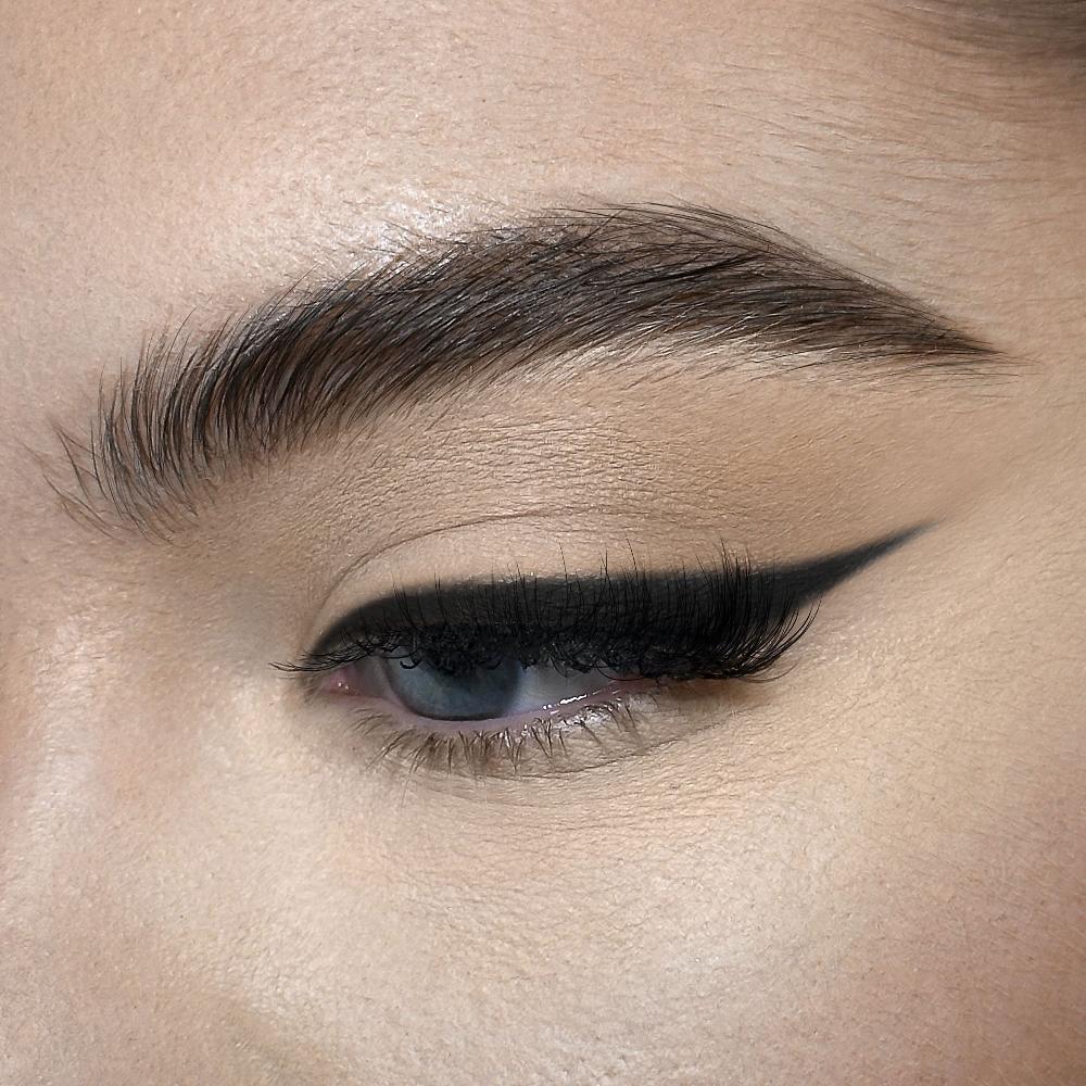 QVC BPerfect Duo occhi: Mascara Lashout e eyeliner Pencil Me In Bestseller
