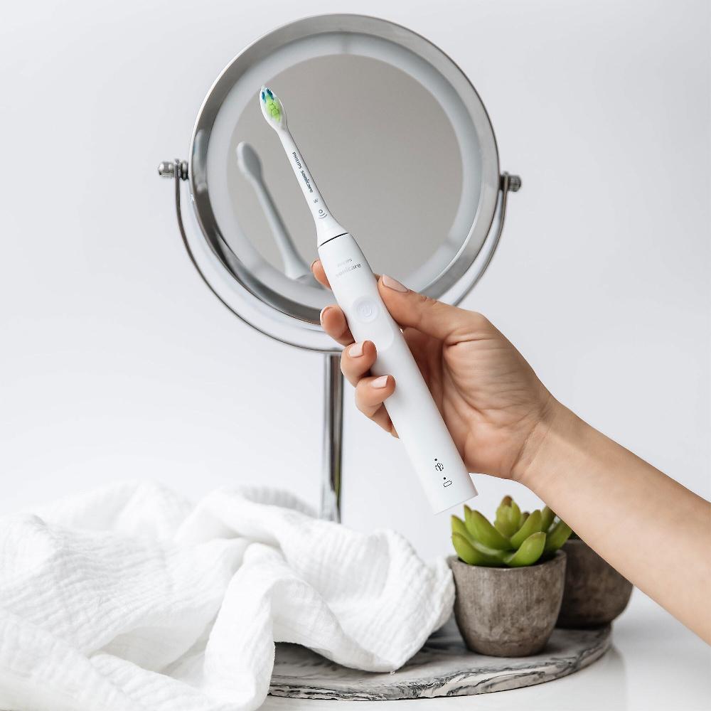 QVC Philips Spazzolino elettrico Serie 4100 + 5 testine di ricambio Sconti VIP
