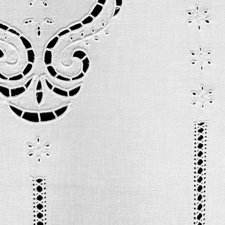 Zenoni & ColombiTenda ricamata a mano in misto Lino Made in Italy variante Mary's Rose Sottocosto
