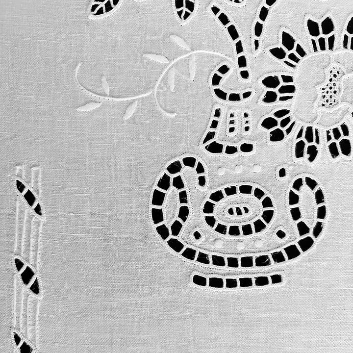 Zenoni & ColombiCoppia di Tende ricamate a mano in misto Lino Made in Italy variante Italiano 600 Offerta