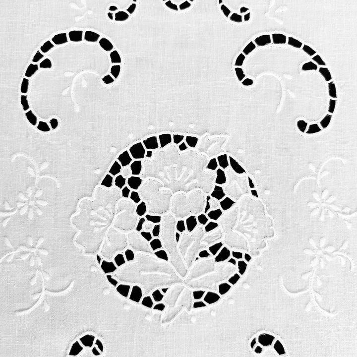 Zenoni & ColombiCoppia di Tende ricamate a mano in misto Lino Made in Italy variante Belle Epoque Shopping Online