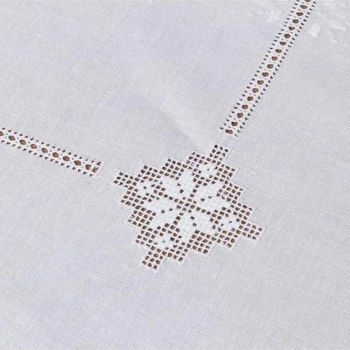 Zenoni & ColombiCentrotavola ricamato a mano in misto Lino e Cotone Made in Italy variante Sara Saldi